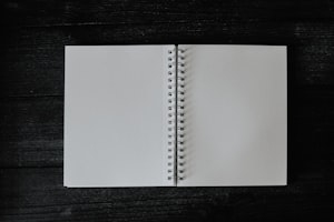 褪黑素能美白吗? 科学解析褪黑素的护肤真相与实用建议